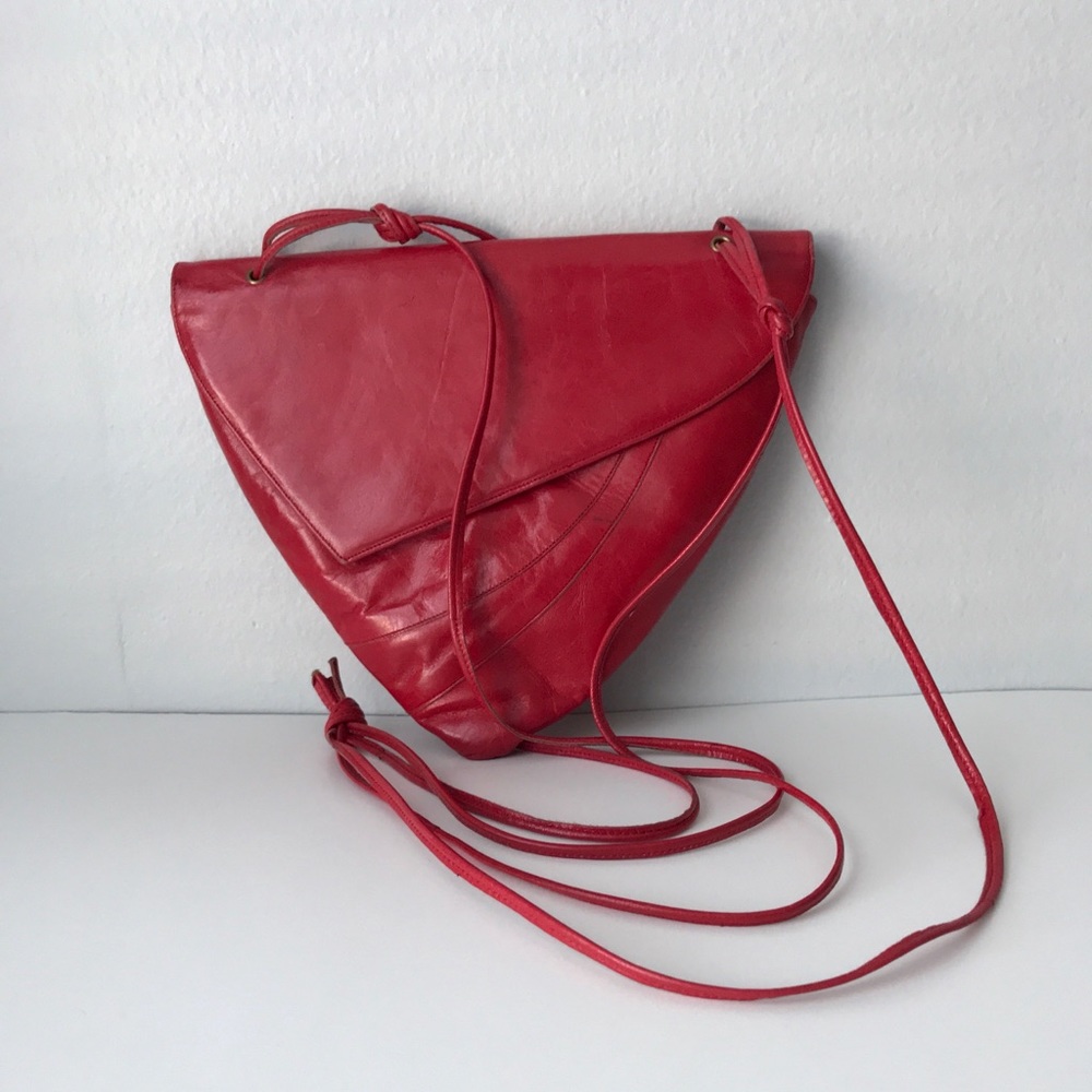 💕Sold💕Vintage Charles Jourdan Leather CrossBody.